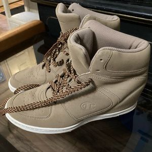 Champion stylish shoes ✨